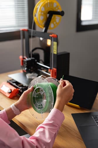 designer-using-3d-printer (3) Large